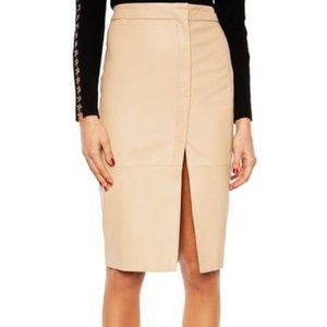 Bardot NWT Dee Wrap Faux Leather Midi Skirt in Nude 🔥